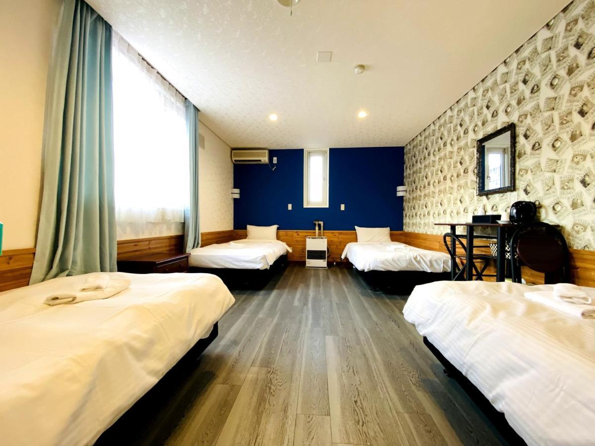 Petit Hotel Melon Nakafurano Buitenkant foto