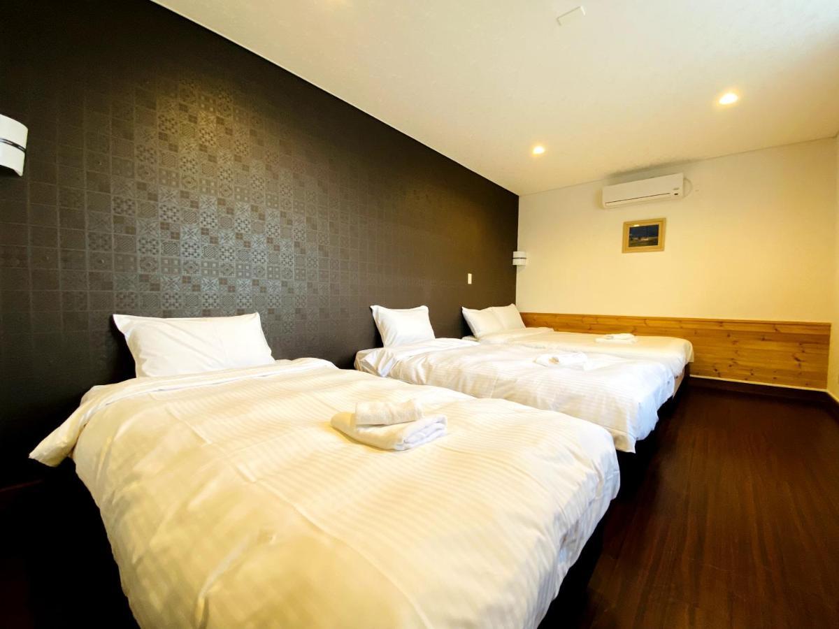 Petit Hotel Melon Nakafurano Buitenkant foto