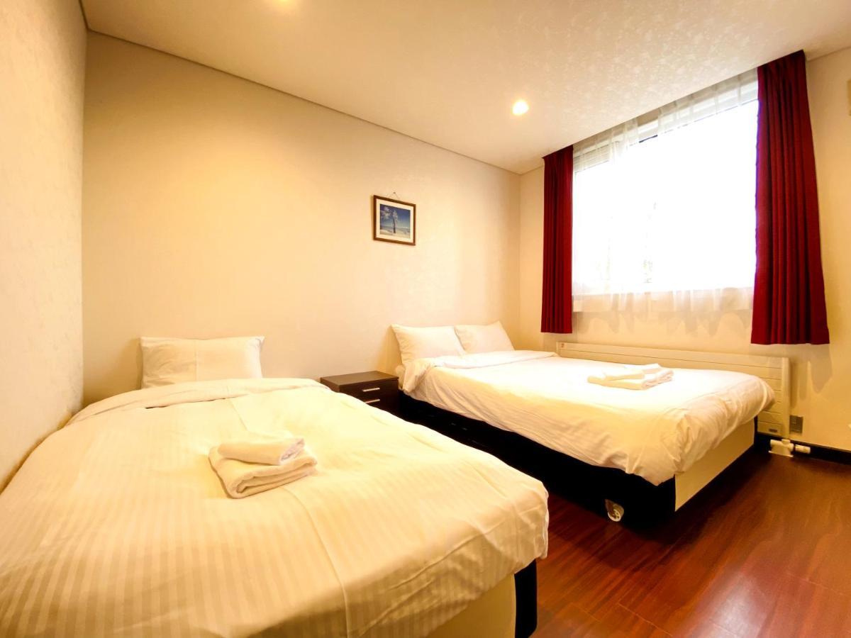 Petit Hotel Melon Nakafurano Buitenkant foto