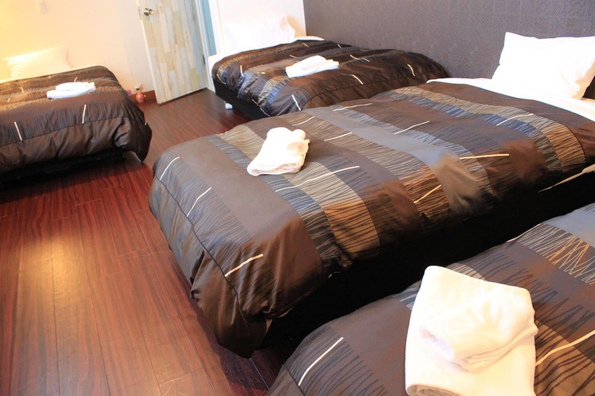 Petit Hotel Melon Nakafurano Buitenkant foto